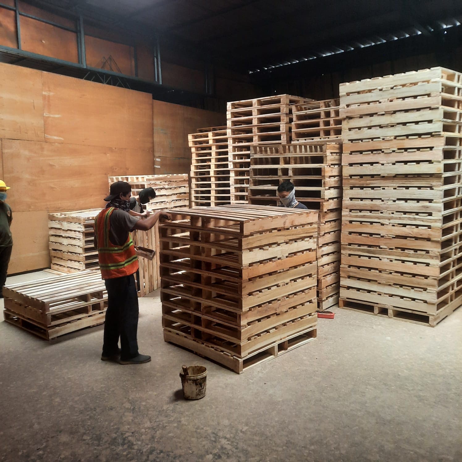 PT Kemas Kayu Indonesia